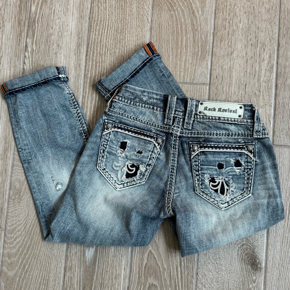 Rock Revival Cropped Jeans Size 27